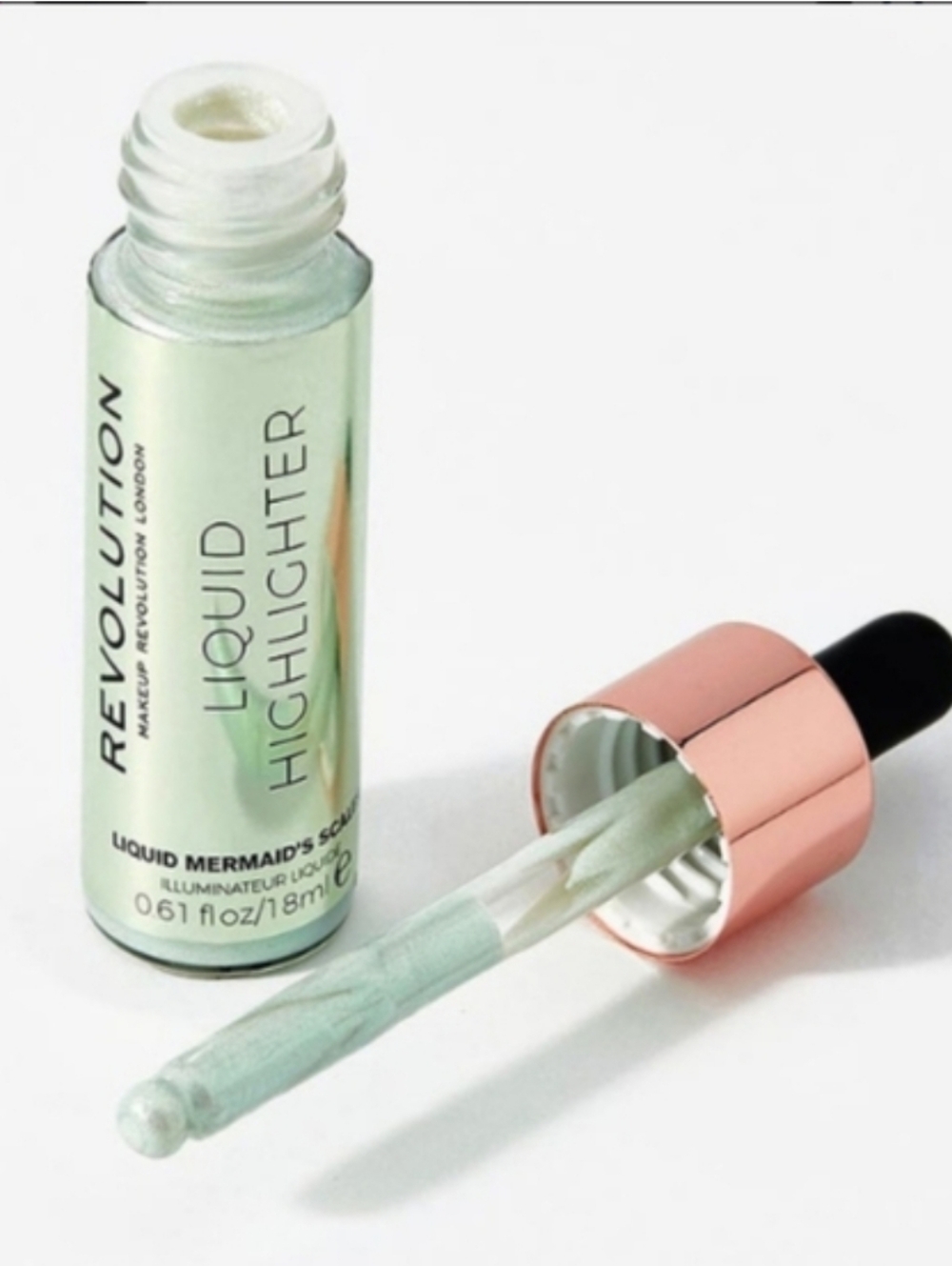 Makeup Revolution Liquid Highlighter - Liquid Mermaid Scale